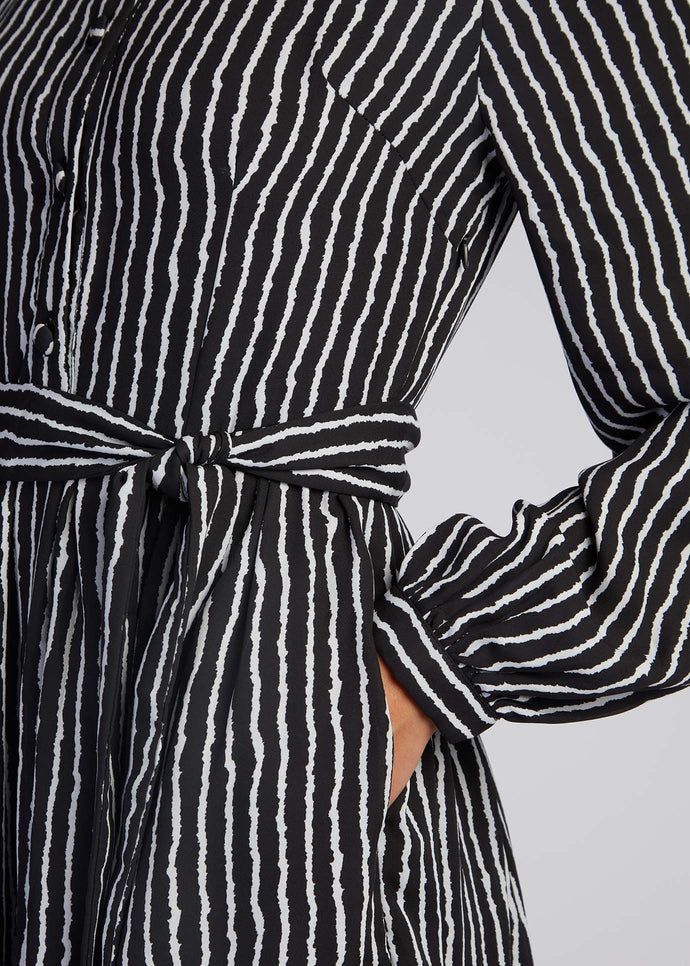 Monochroma Maxi